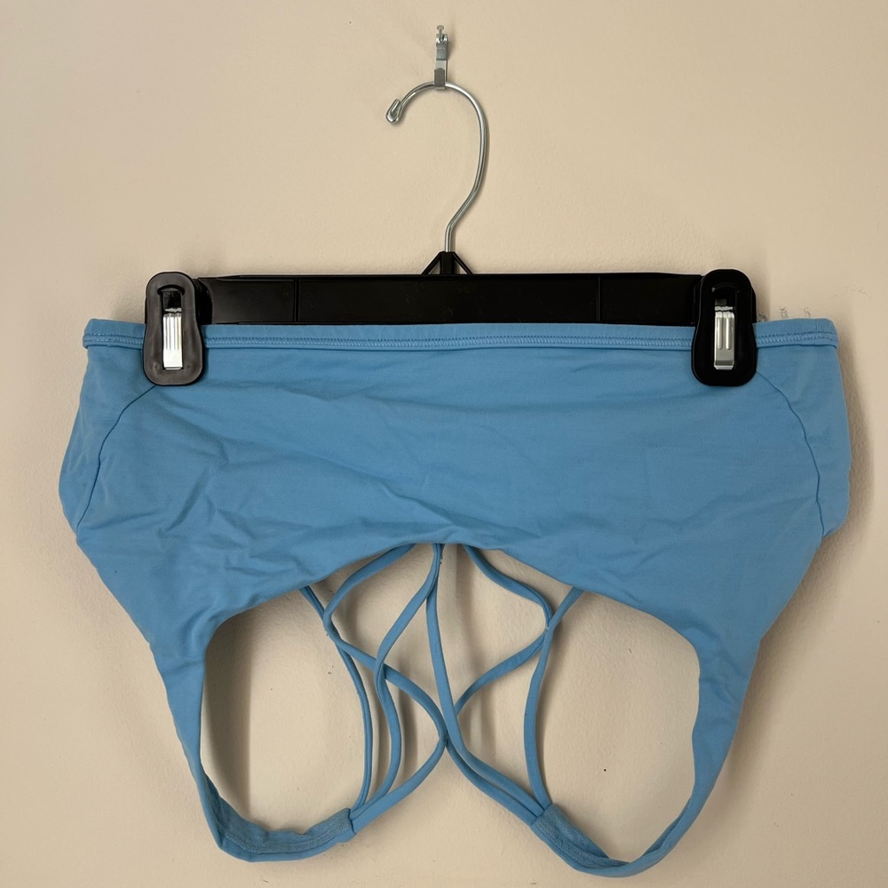 Lululemon Free to Be Sports Bra